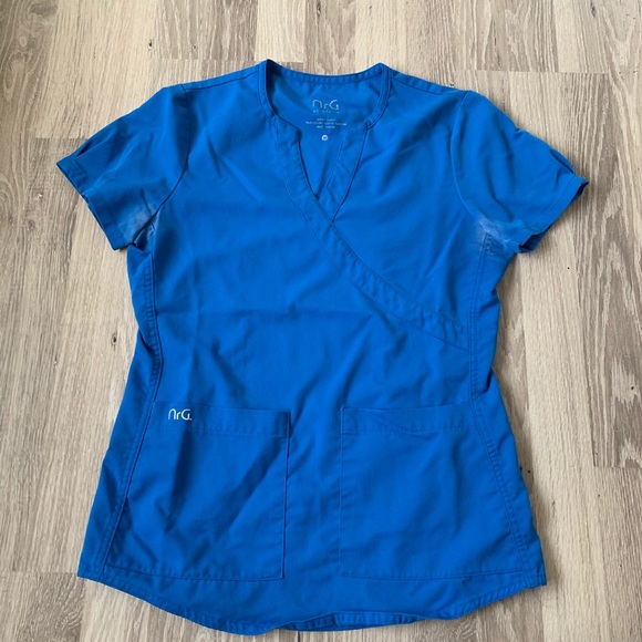 XS NRG by Barco Scrub Top - Picture 1 of 1
